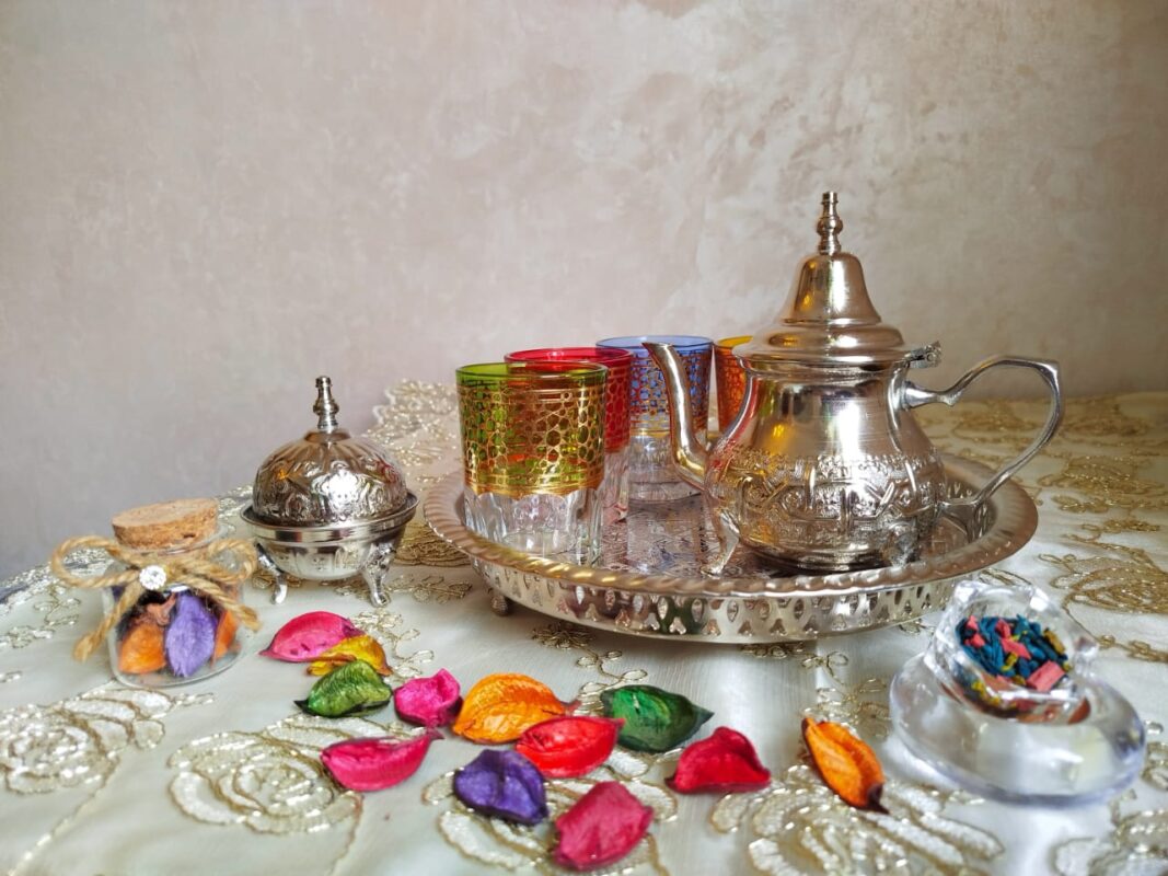 All-in-One Moroccan Tea Set